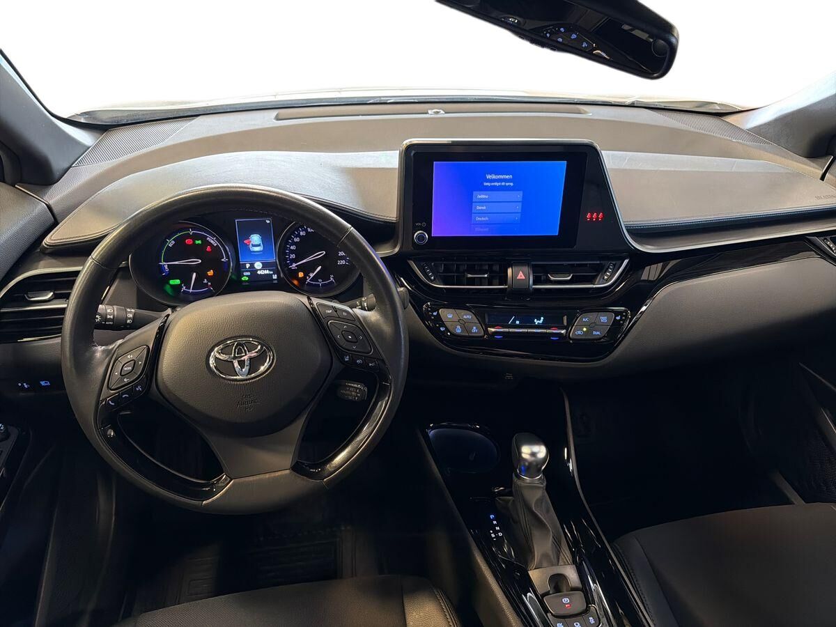 Billede af Toyota C-HR 2,0 Hybrid C-LUB Smart Multidrive S 184HK 5d Aut.