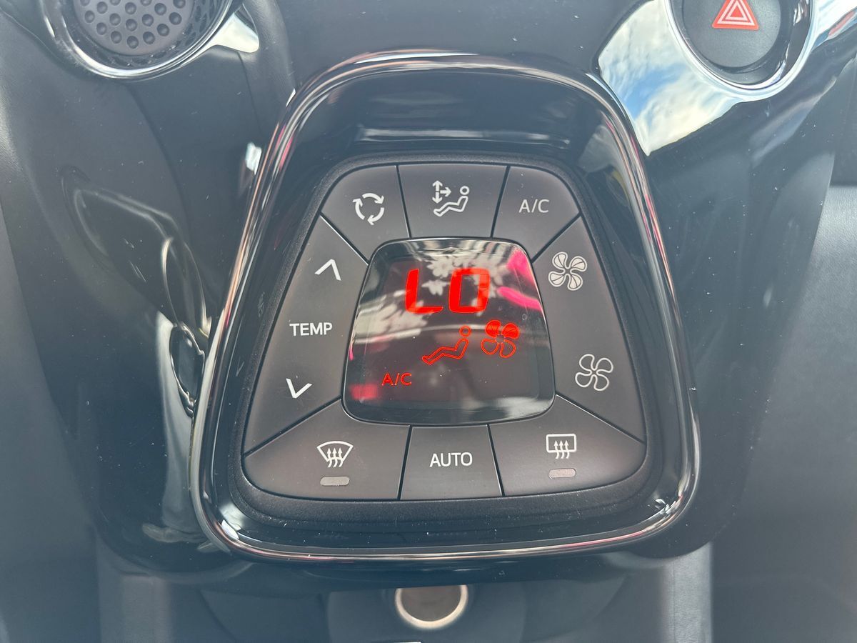 Billede af Citroën C1 1,0 VTi Shine 72HK 5d