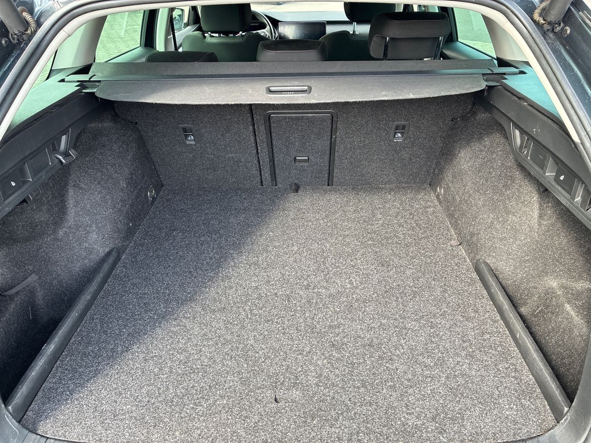 Billede af Skoda Octavia Combi 1,4 TSI  Plugin-hybrid iV Plus iV DSG 204HK Stc 6g Aut.