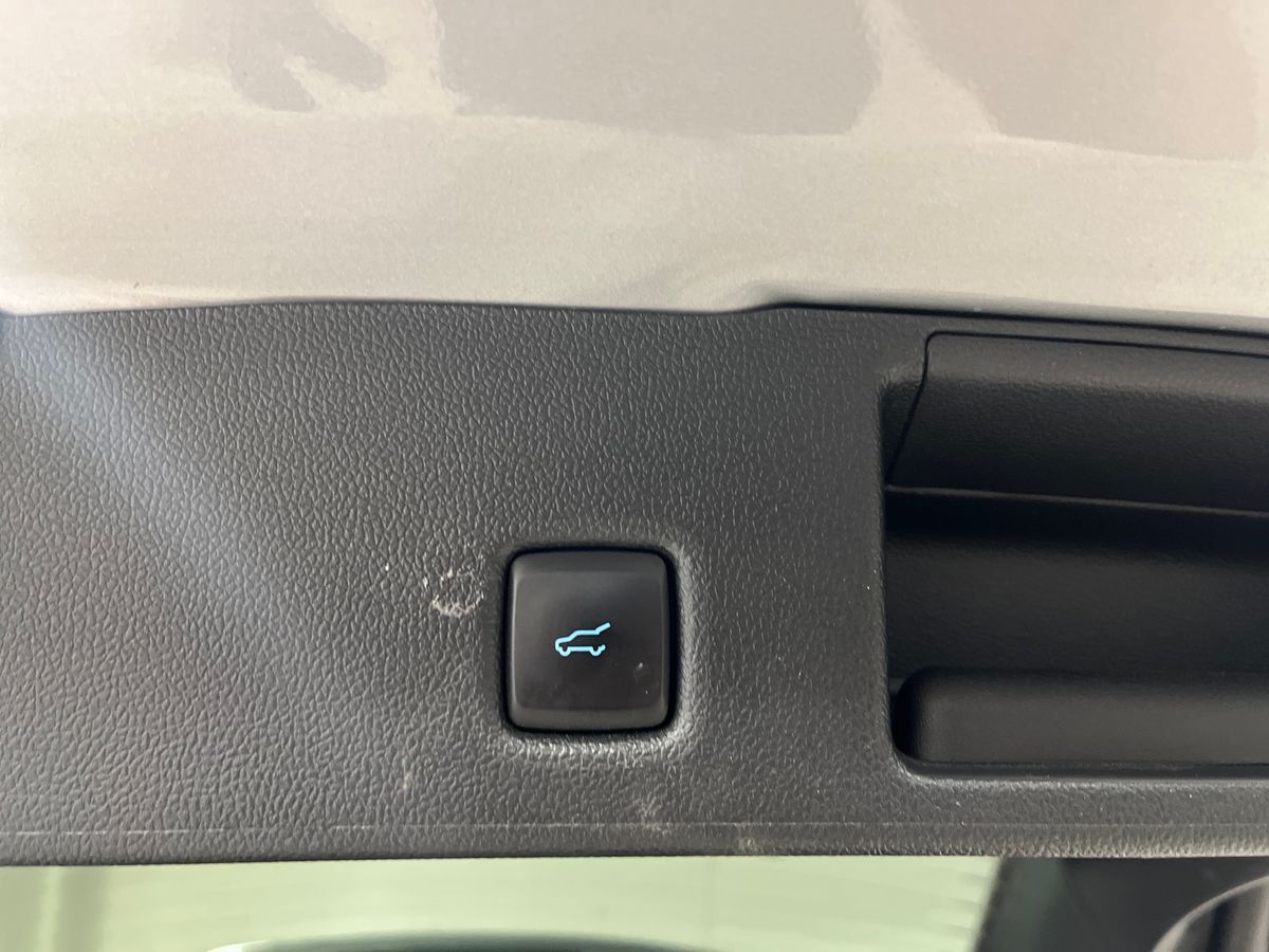 Billede af Ford Kuga 2,5 Plugin-hybrid Titanium X CVT 225HK 5d Trinl. Gear