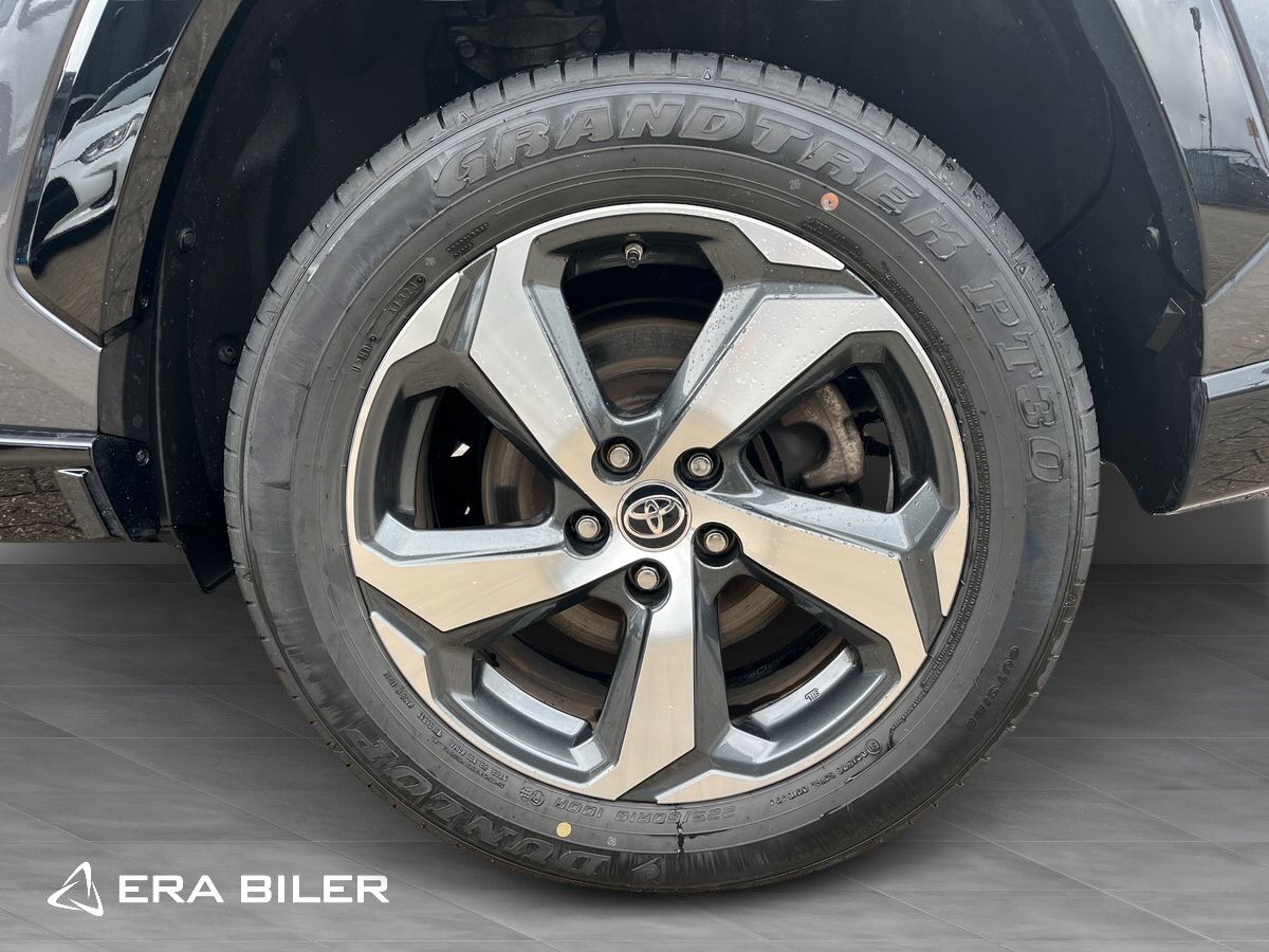 Billede af Toyota RAV4 Plug-in 2,5 Plugin-hybrid Active Premium AWD 306HK 5d 6g Aut.