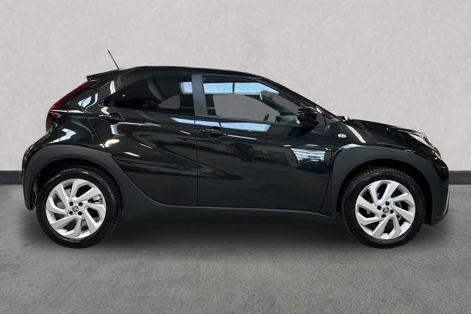 Billede af Toyota Aygo X 1,0 VVT-I Active 72HK 5d