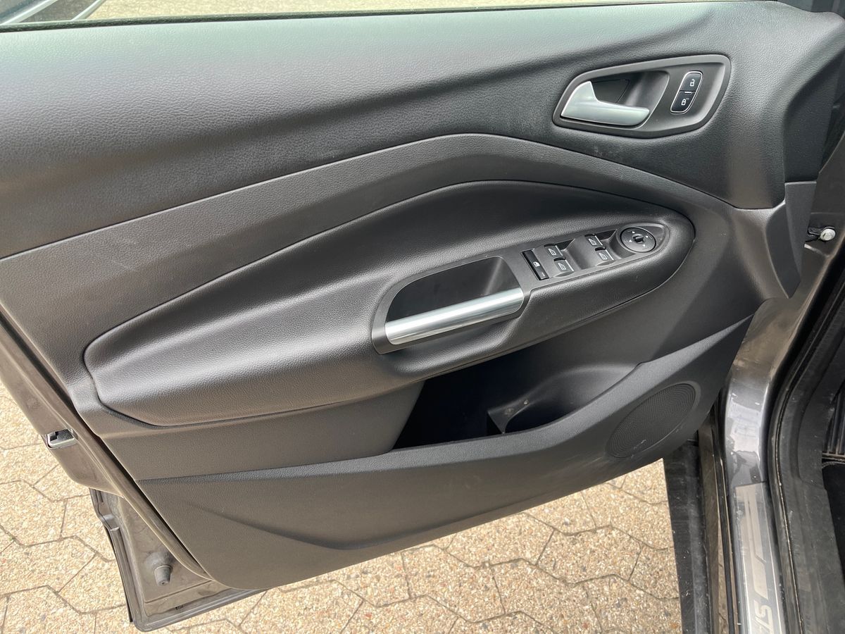 Billede af Ford Kuga 1,5 EcoBoost ST-Line Attack 150HK 5d 6g