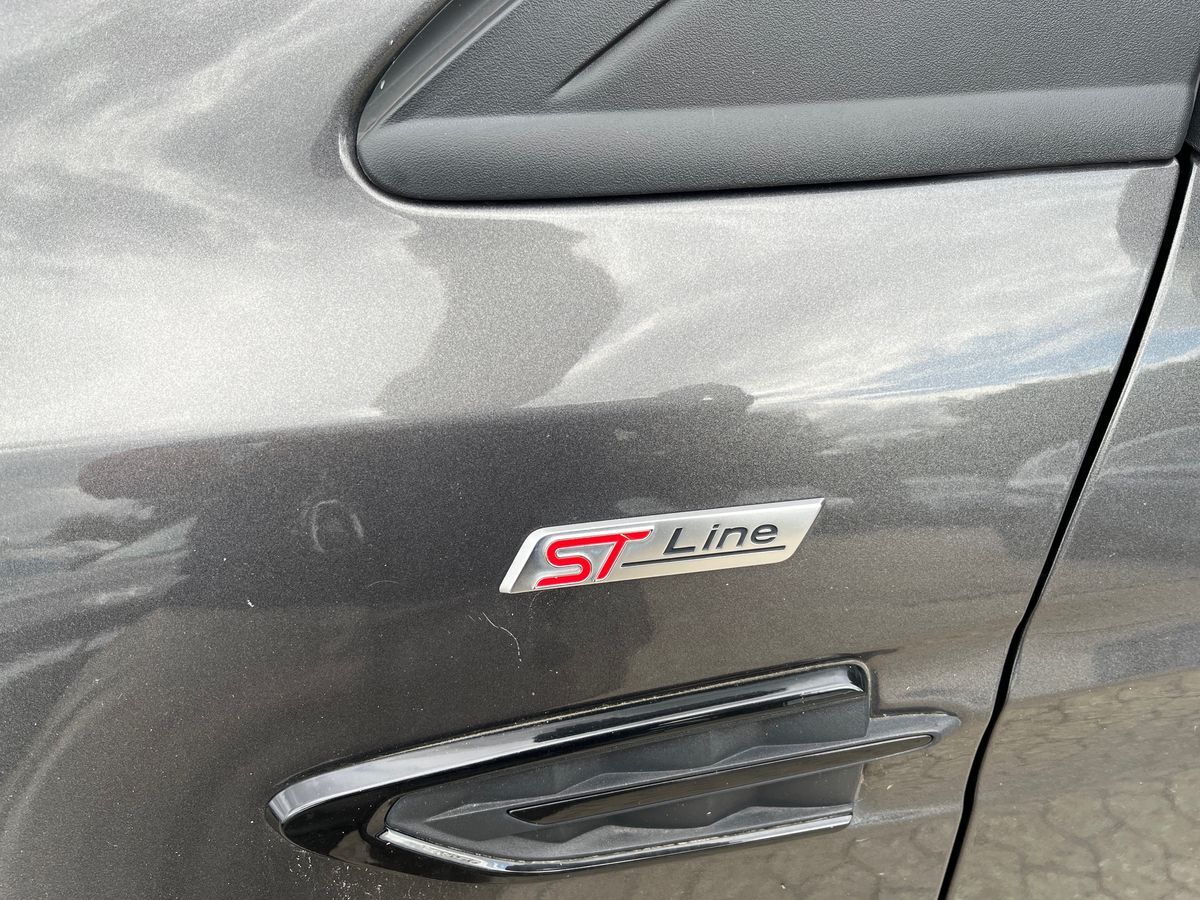 Billede af Ford Kuga 1,5 EcoBoost ST-Line Attack 150HK 5d 6g