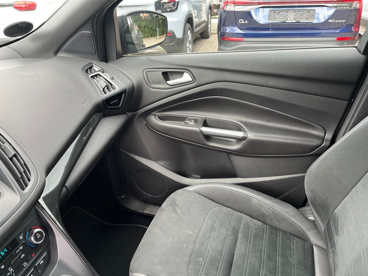 Billede af Ford Kuga 1,5 EcoBoost ST-Line Attack 150HK 5d 6g