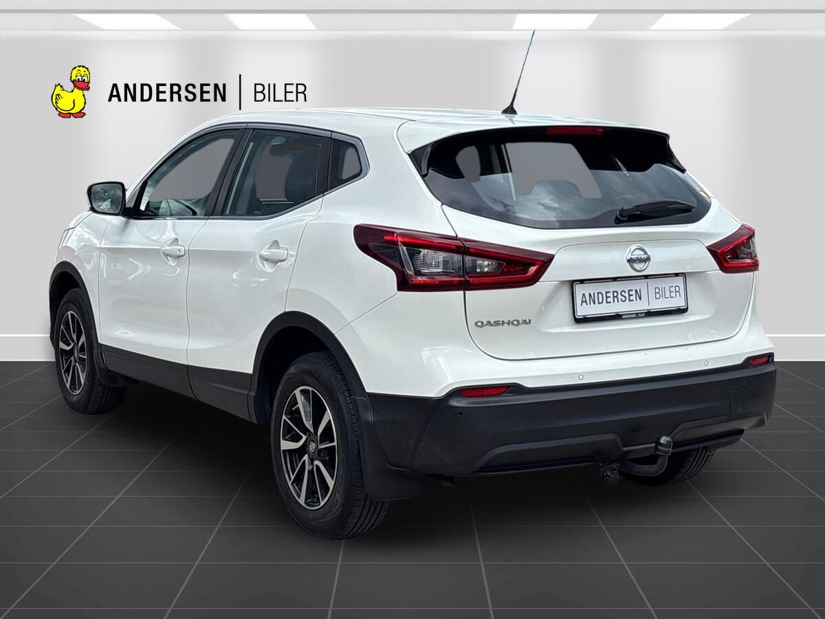 Billede af Nissan Qashqai 1,3 Dig-T Visia 140HK 5d 6g