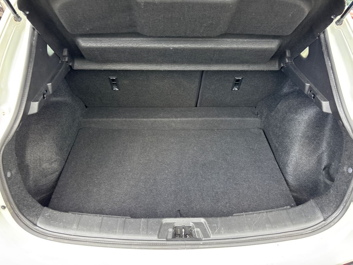 Billede af Nissan Qashqai 1,3 Dig-T Visia 140HK 5d 6g