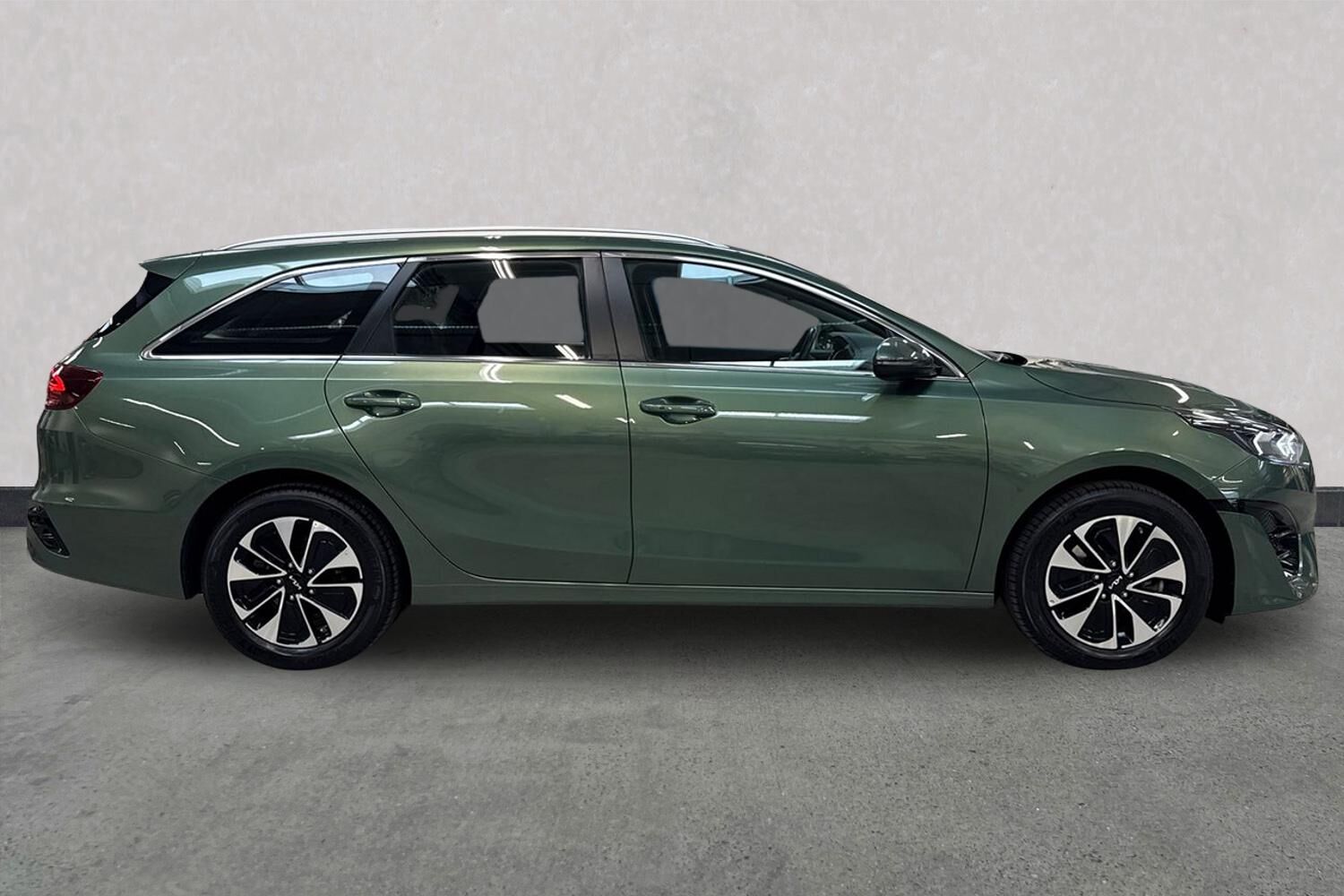 Billede af Kia Ceed SW 1,6 GDI PHEV  Plugin-hybrid Prestige DCT 141HK Stc 6g Aut.