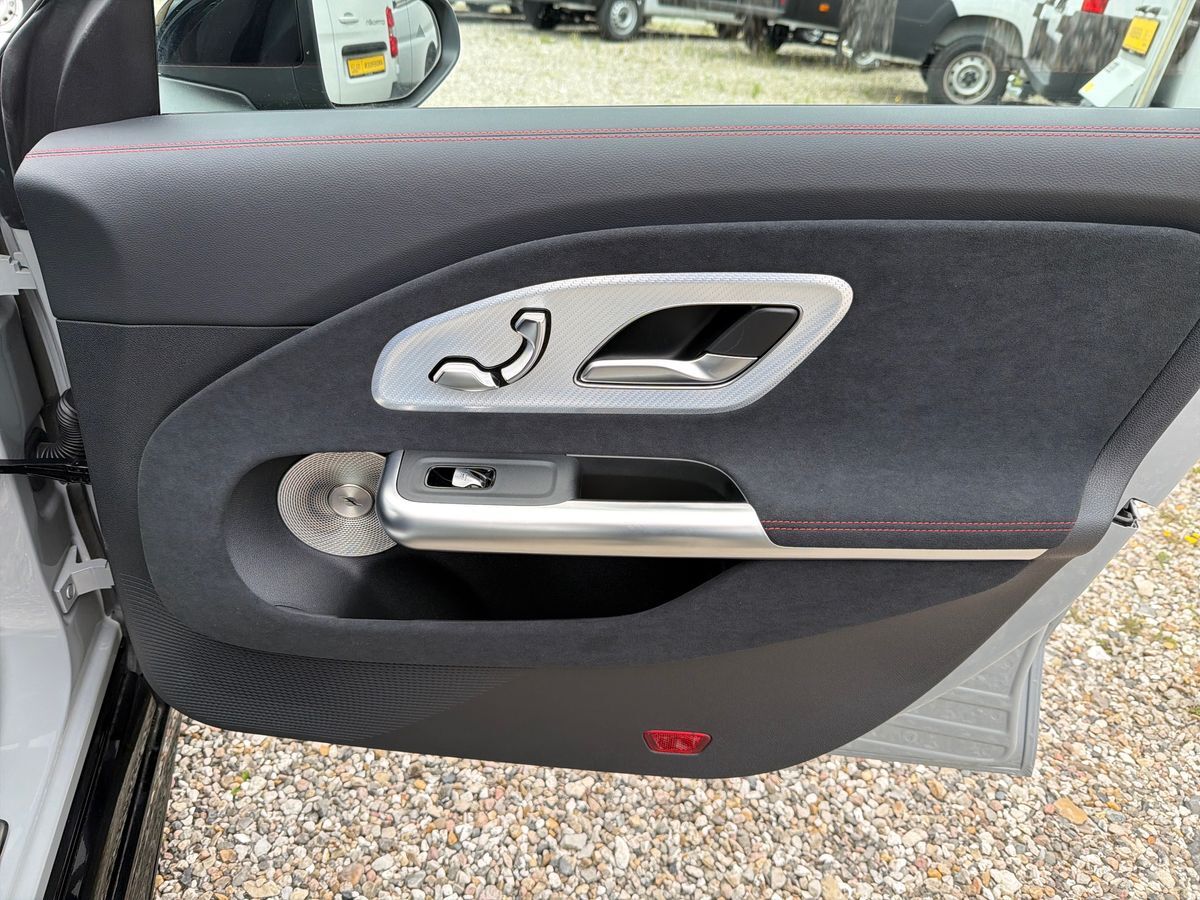 Billede af Mercedes-Benz CLA350 EL Premium Plus 4Matic 354HK Aut.