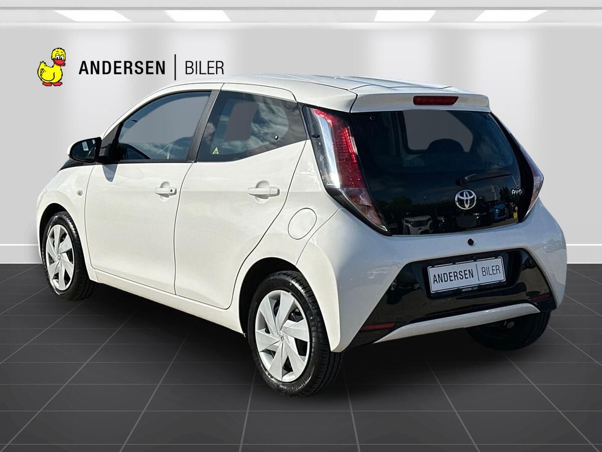 Billede af Toyota Aygo 1,0 VVT-I X-Play + Touch 68HK 5d