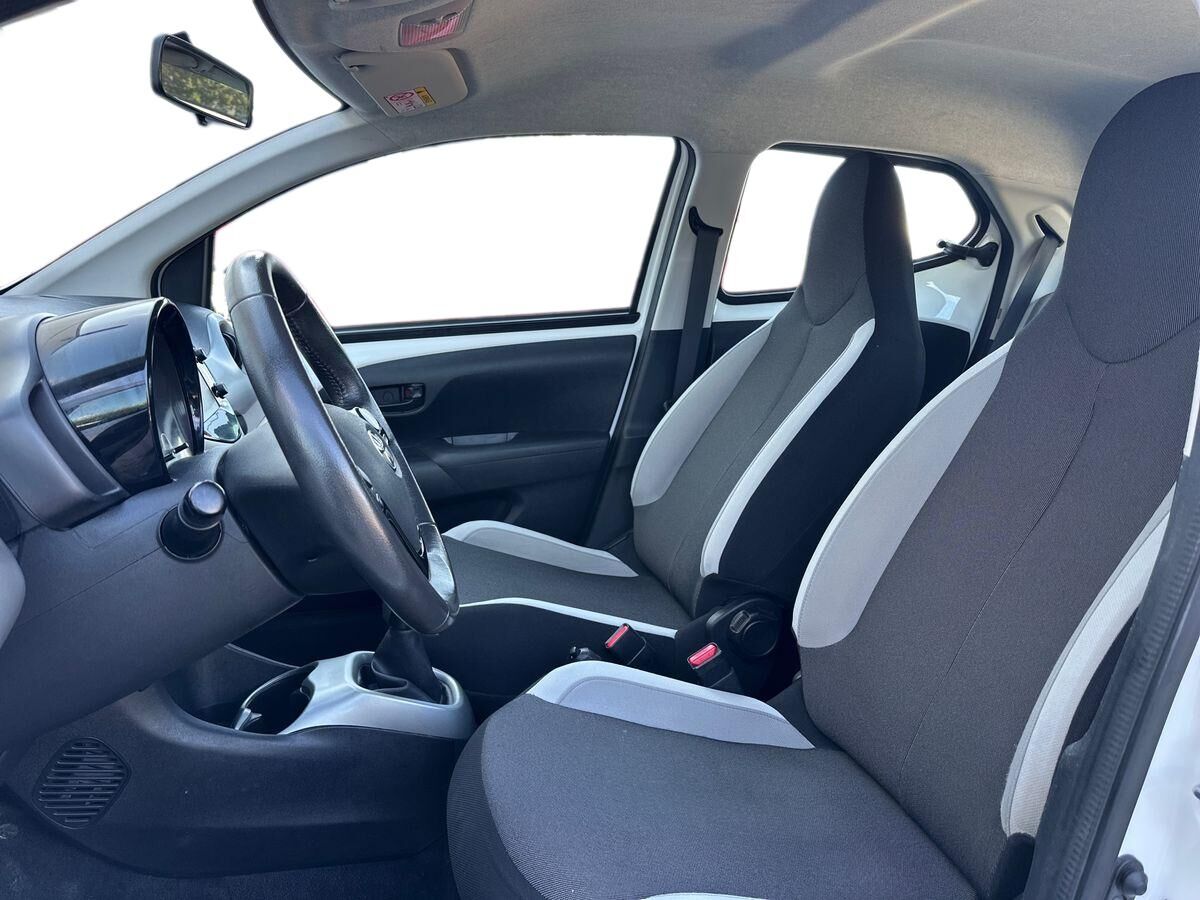 Billede af Toyota Aygo 1,0 VVT-I X-Play + Touch 68HK 5d