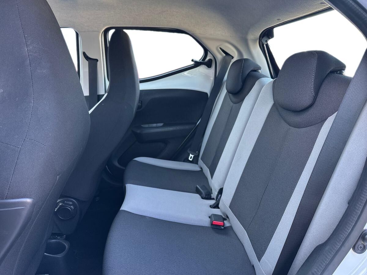 Billede af Toyota Aygo 1,0 VVT-I X-Play + Touch 68HK 5d