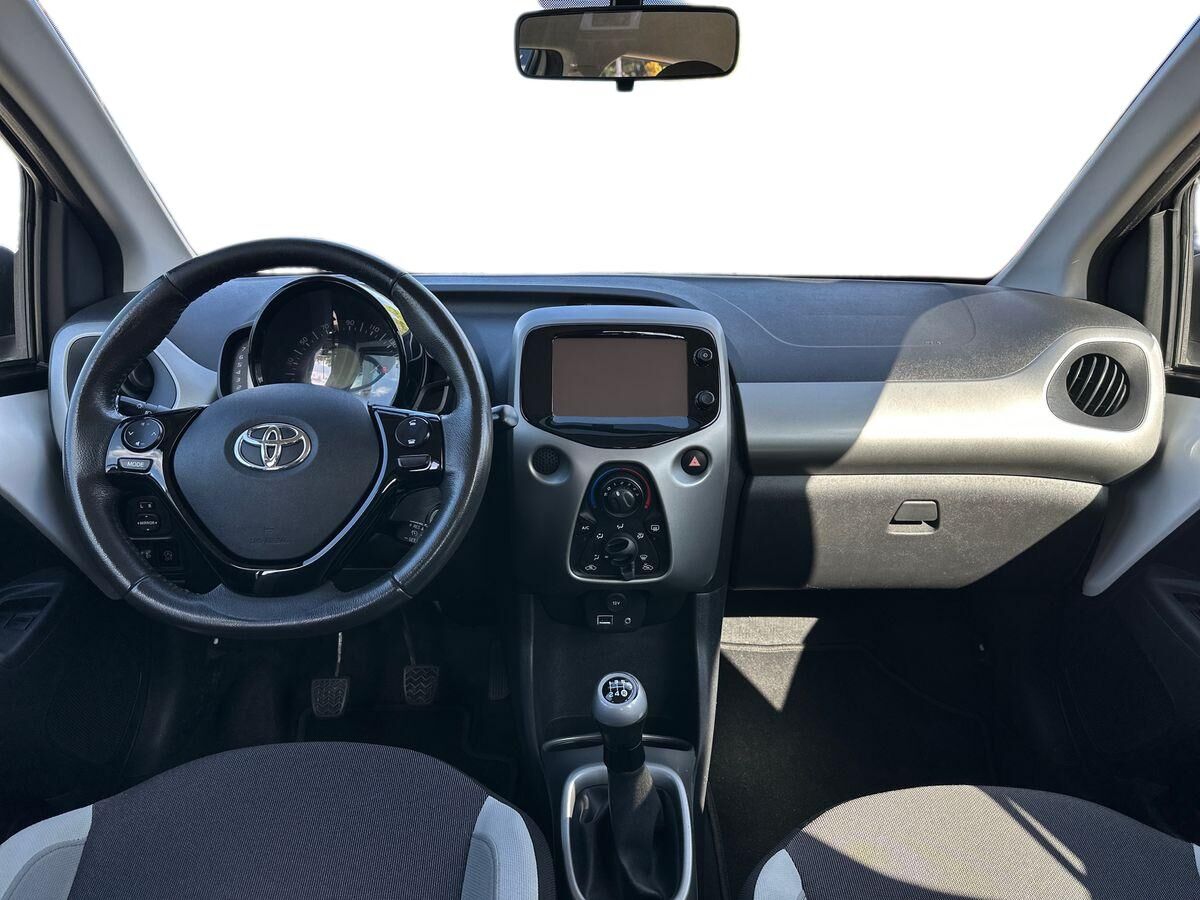Billede af Toyota Aygo 1,0 VVT-I X-Play + Touch 68HK 5d