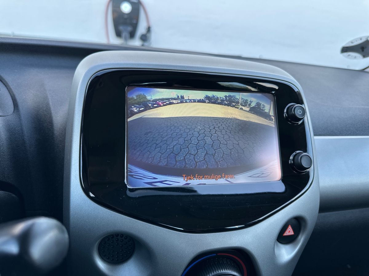 Billede af Toyota Aygo 1,0 VVT-I X-Play + Touch 68HK 5d