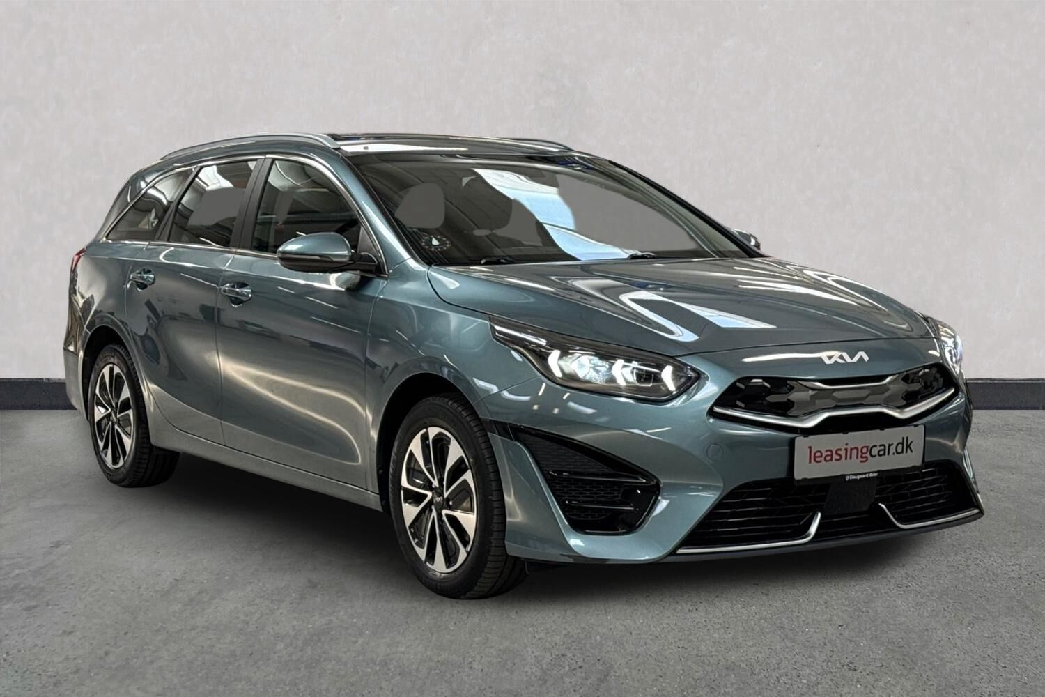 Billede af Kia Ceed SW 1,6 GDI PHEV  Plugin-hybrid Prestige DCT 141HK Stc 6g Aut.