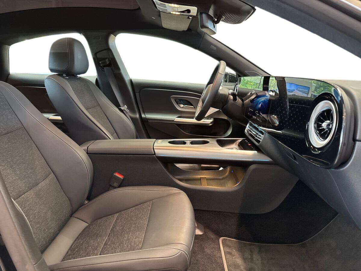 Billede af Mercedes-Benz CLA250+ EL EQ 272HK 5d Aut. 