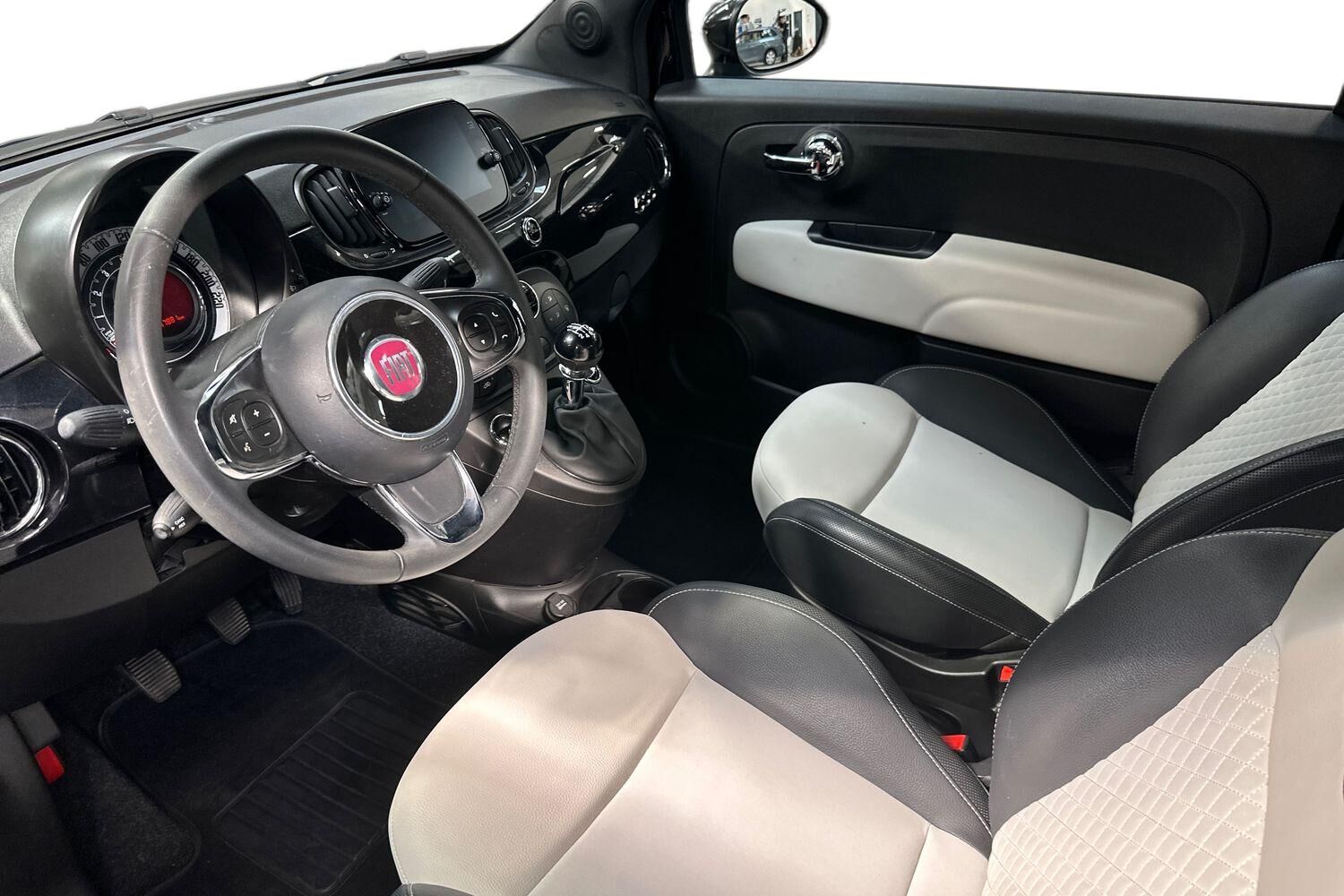 Billede af Fiat 500C 1,0 Mild hybrid DolceVita 70HK Cabr. 6g