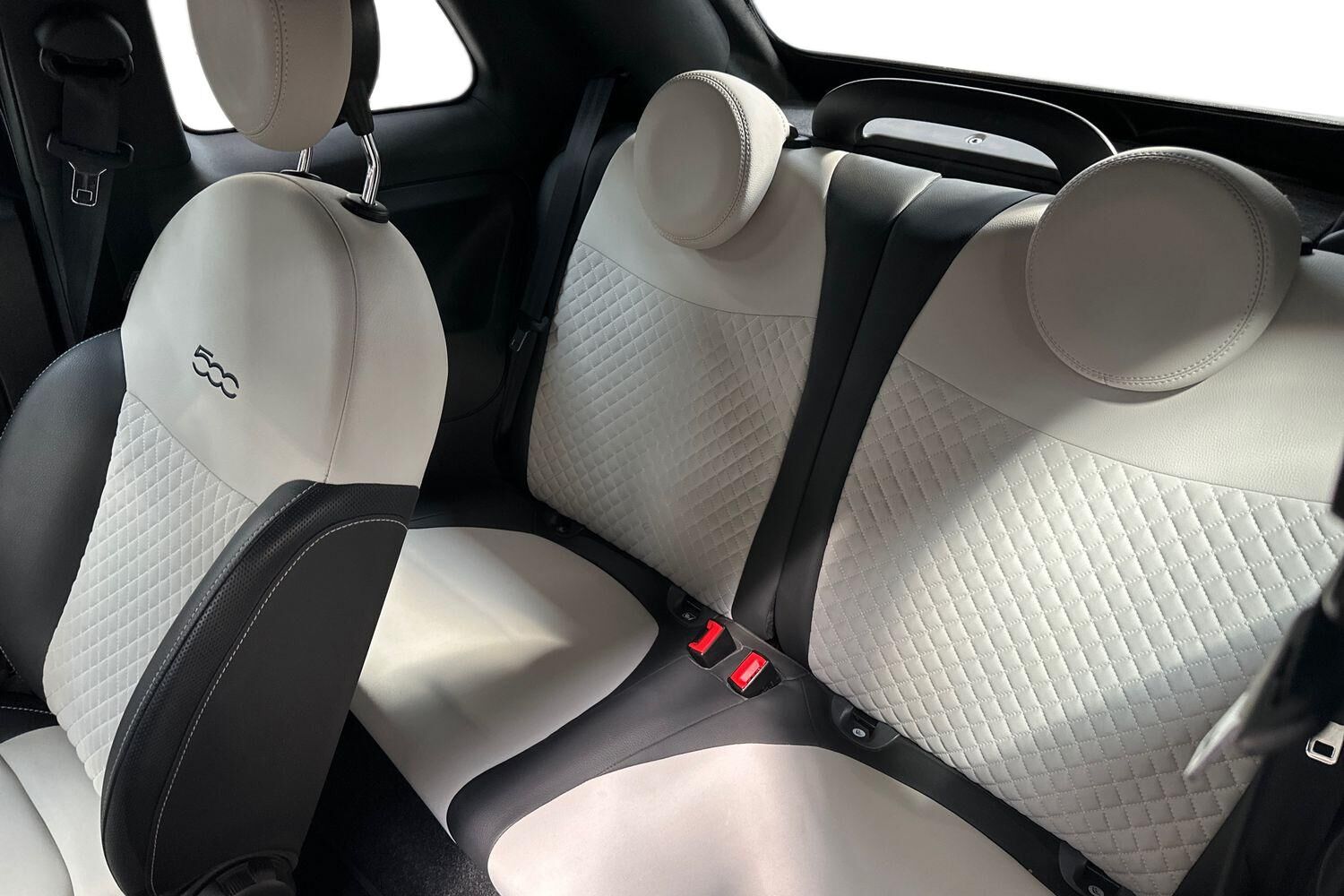 Billede af Fiat 500C 1,0 Mild hybrid DolceVita 70HK Cabr. 6g