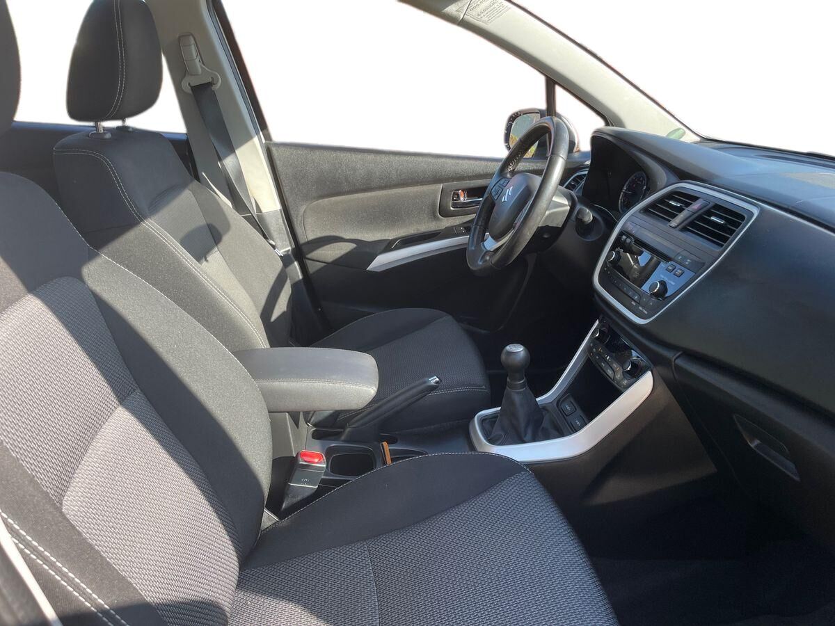 Billede af Suzuki S-Cross 1,6 16V GL+ 120HK 5d