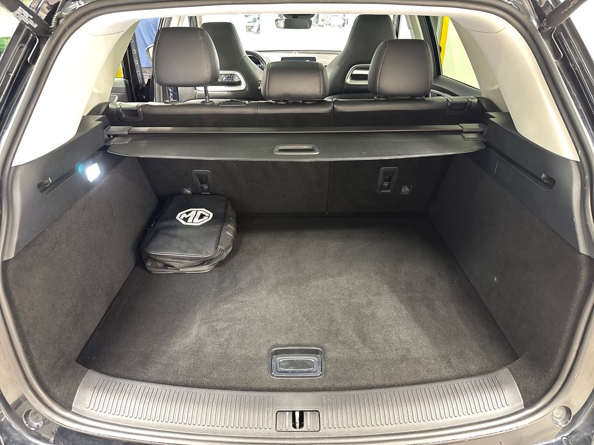 Billede af MG EHS 1,5 T GDI  Plugin-hybrid Luxury 258HK 5d 10g Aut.