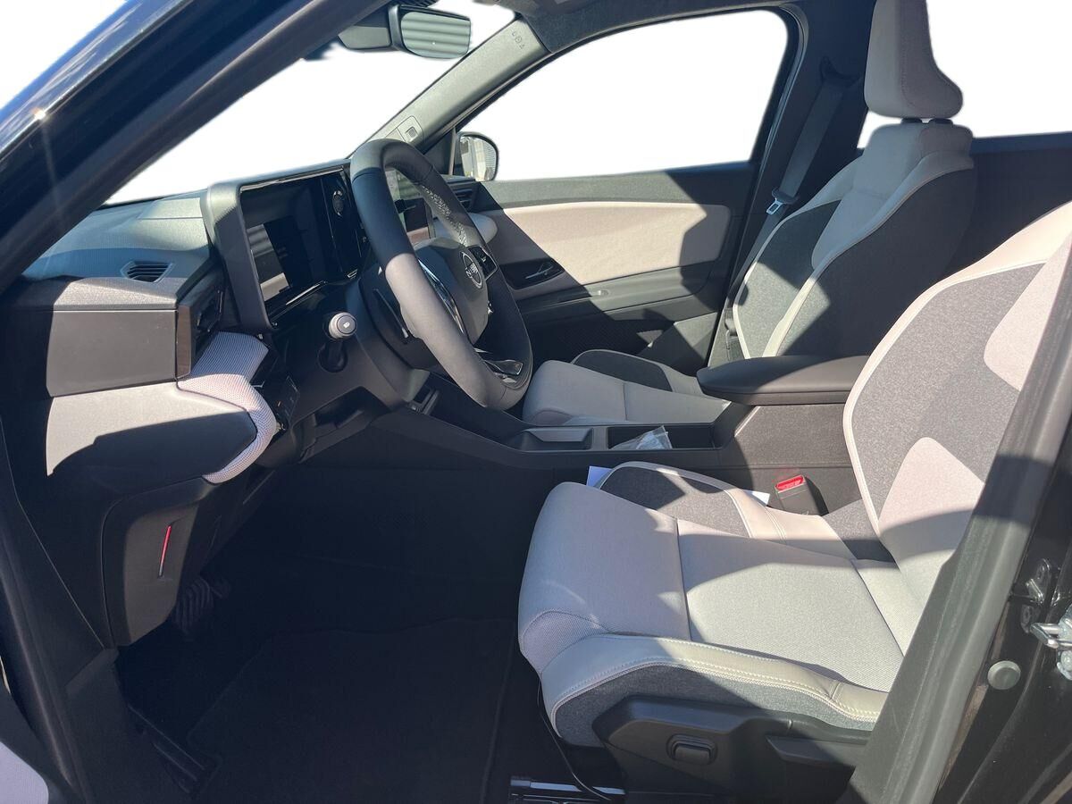 Billede af Nissan Micra EL Evolve 52kWh 150HK 5d Aut.