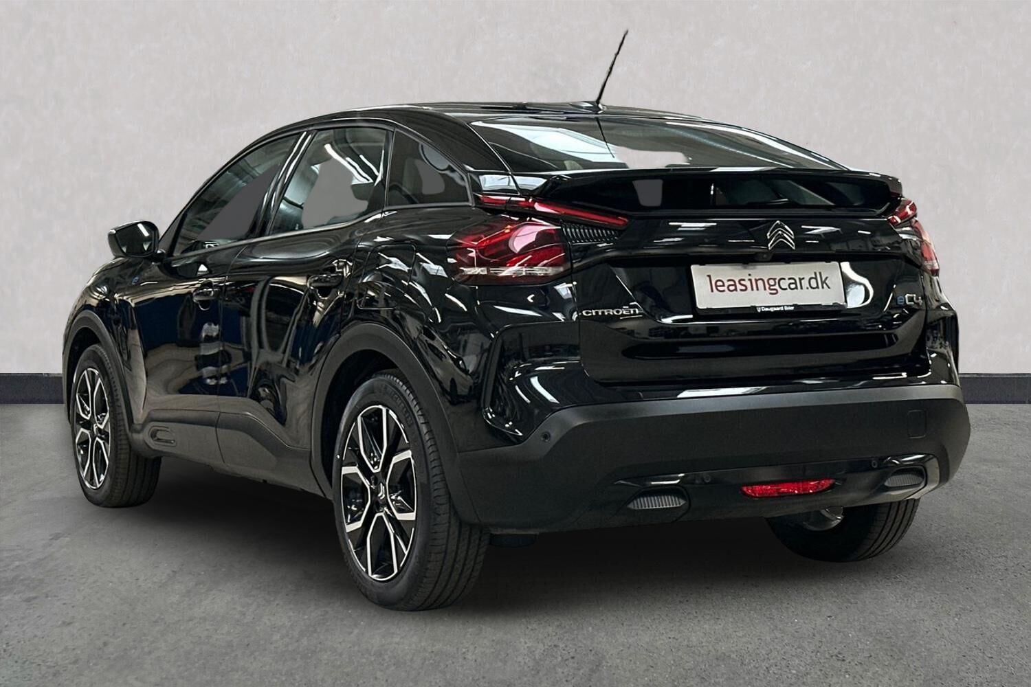 Billede af Citroën e-C4 EL Shine Ltd. 136HK 5d Aut.