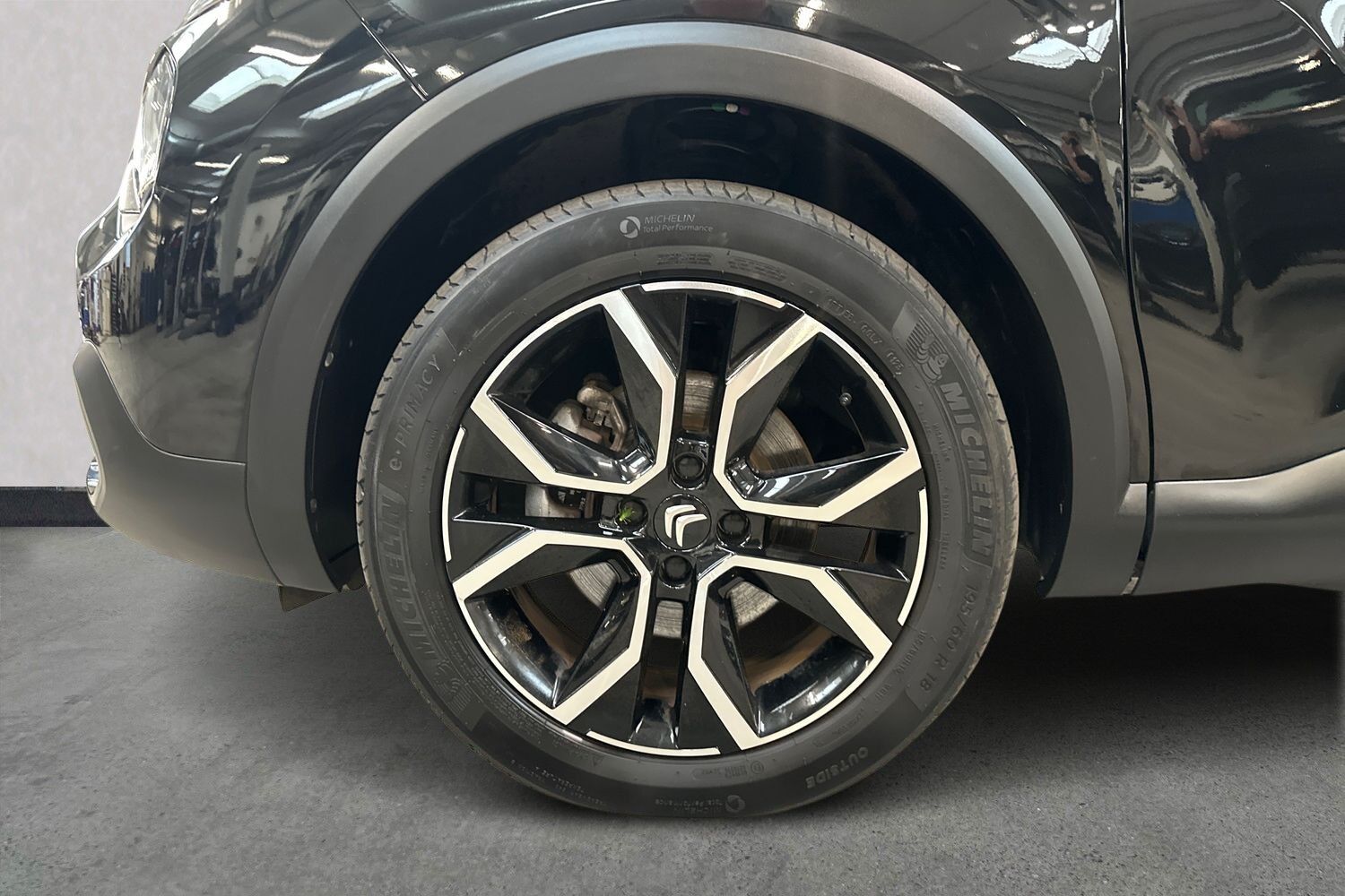 Billede af Citroën e-C4 EL Shine Ltd. 136HK 5d Aut.