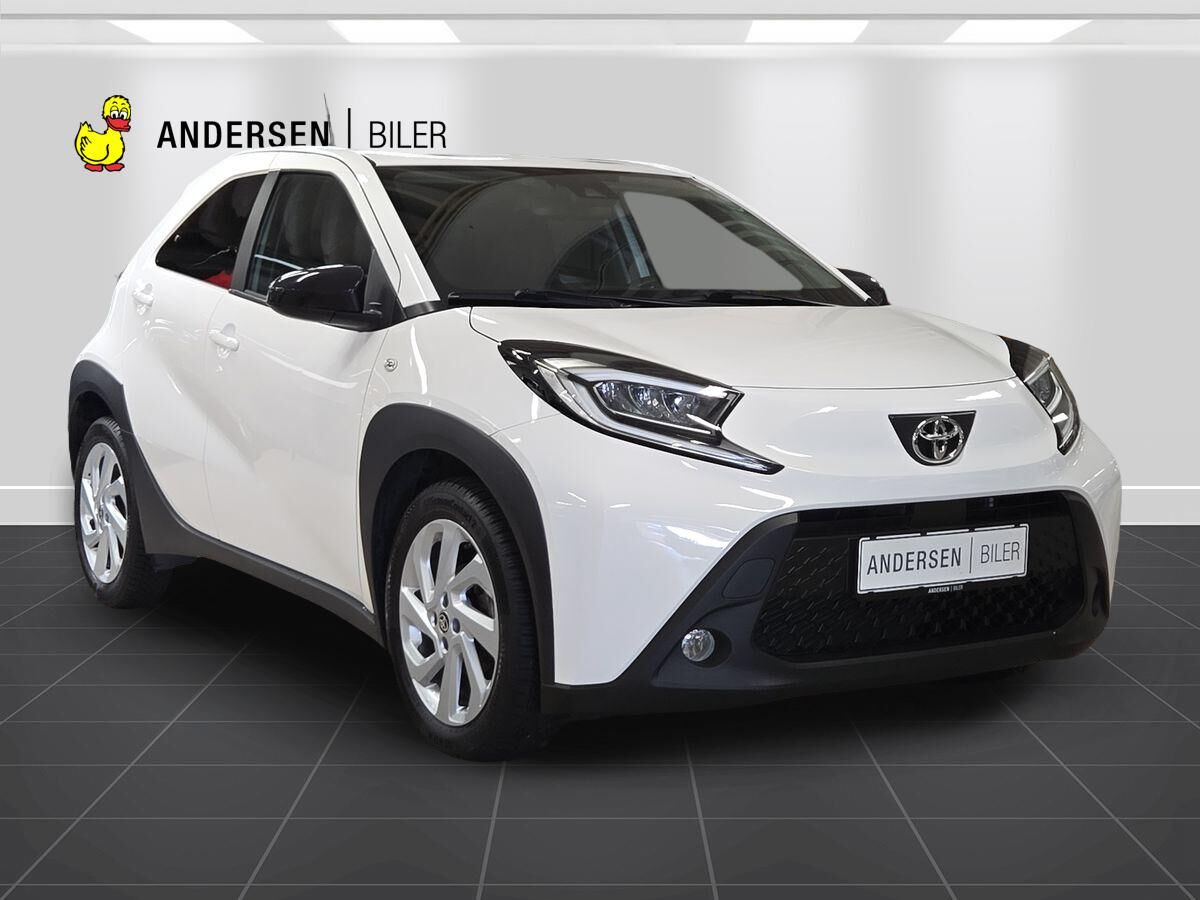 Billede af Toyota Aygo X 1,0 VVT-I Active 72HK 5d Aut.