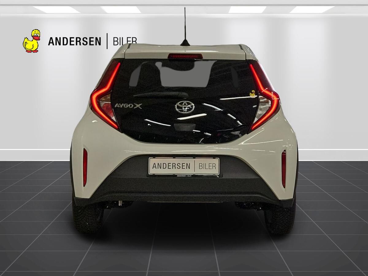 Billede af Toyota Aygo X 1,0 VVT-I Active 72HK 5d Aut.