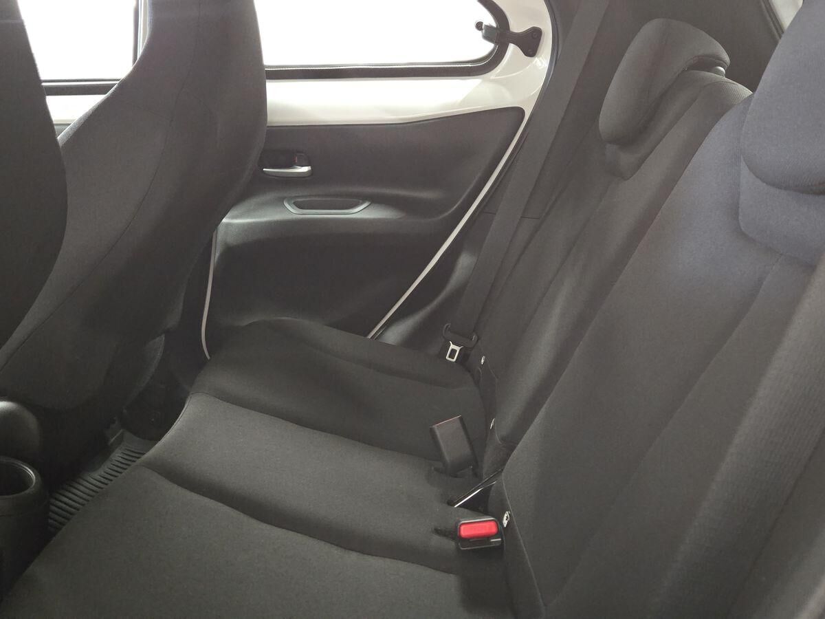 Billede af Toyota Aygo X 1,0 VVT-I Active 72HK 5d Aut.