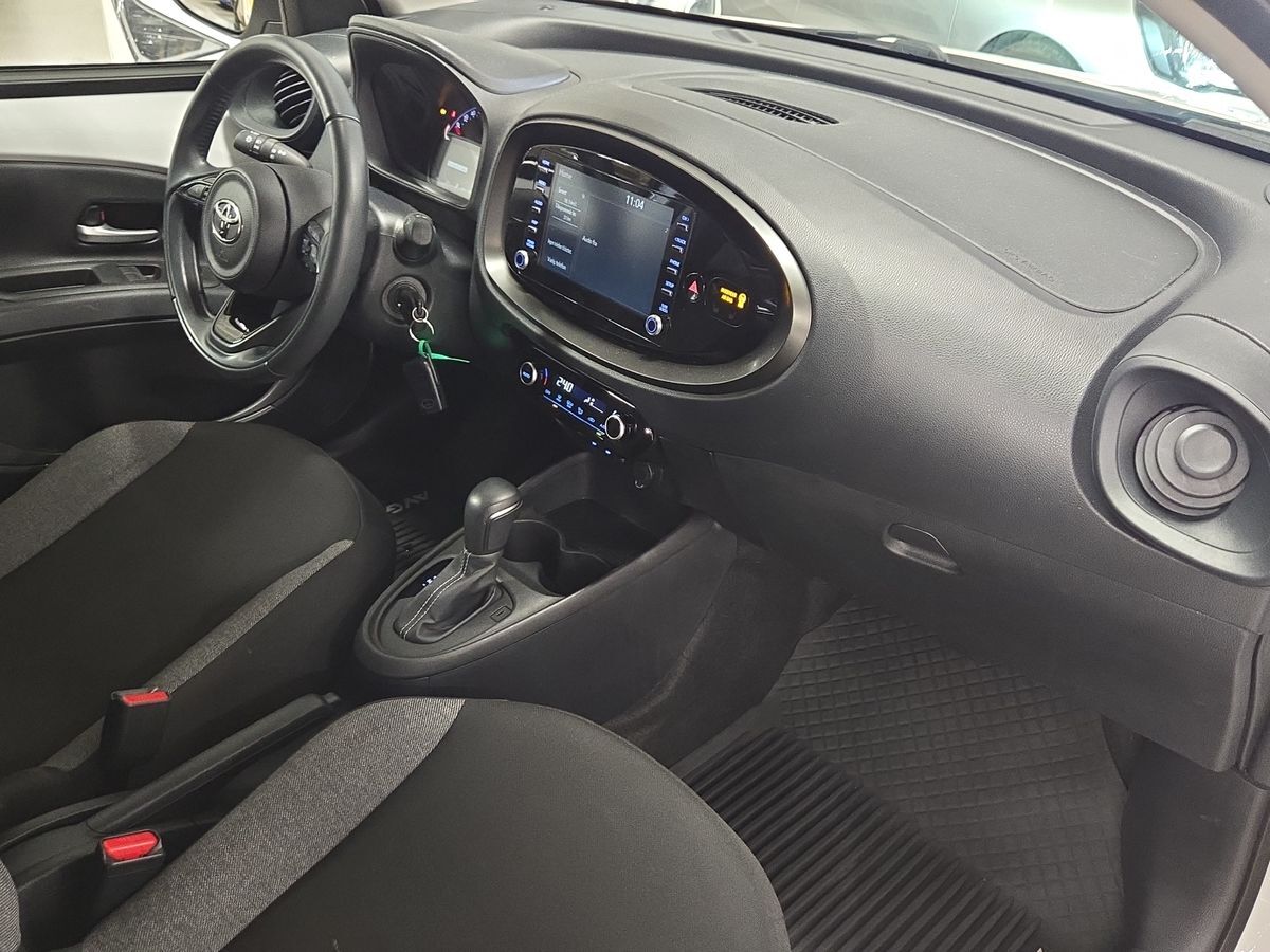 Billede af Toyota Aygo X 1,0 VVT-I Active 72HK 5d Aut.