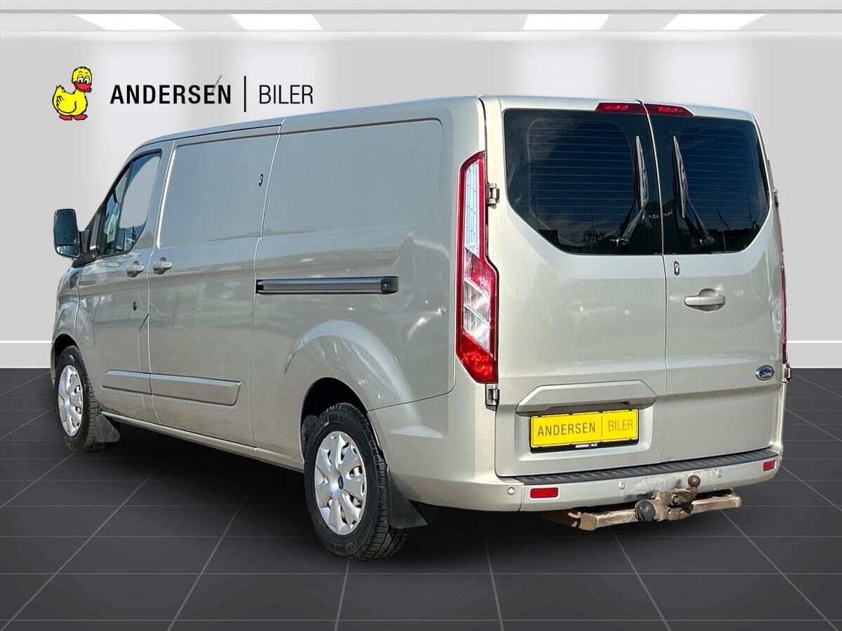 Billede af Ford Transit Custom 310 L2H1 2,0 TDCi Limited 170HK Van 6g Aut.