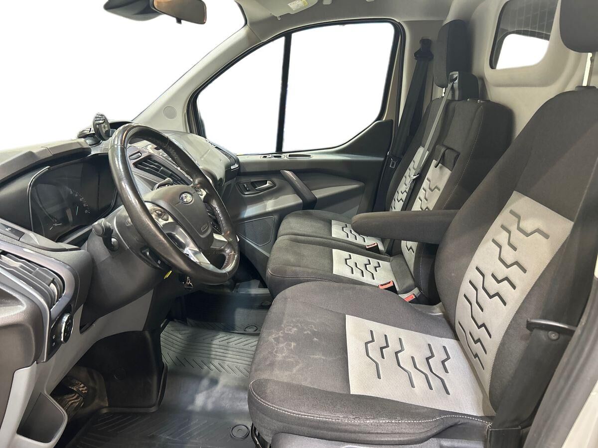 Billede af Ford Transit Custom 310 L2H1 2,0 TDCi Limited 170HK Van 6g Aut.