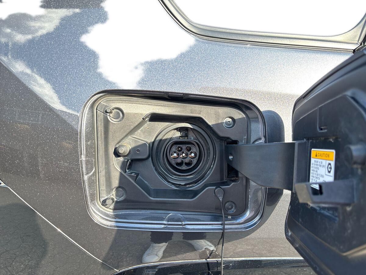 Billede af Toyota RAV4 Plug-in 2,5 Plugin-hybrid H3 Premium AWD 306HK 5d 6g Aut.