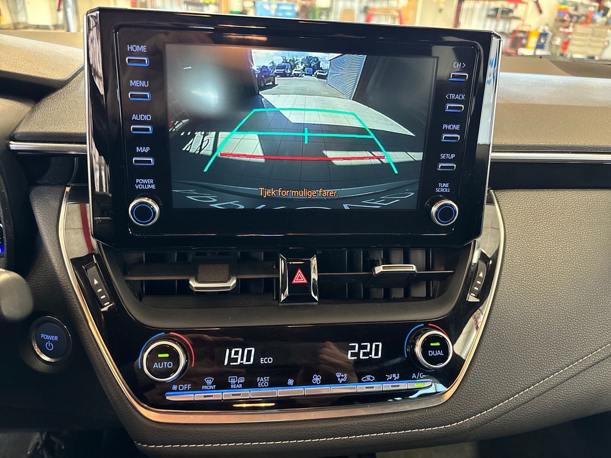 Billede af Toyota Corolla Touring Sports 1,8 Hybrid H3 Smart E-CVT 122HK Stc Trinl. Gear