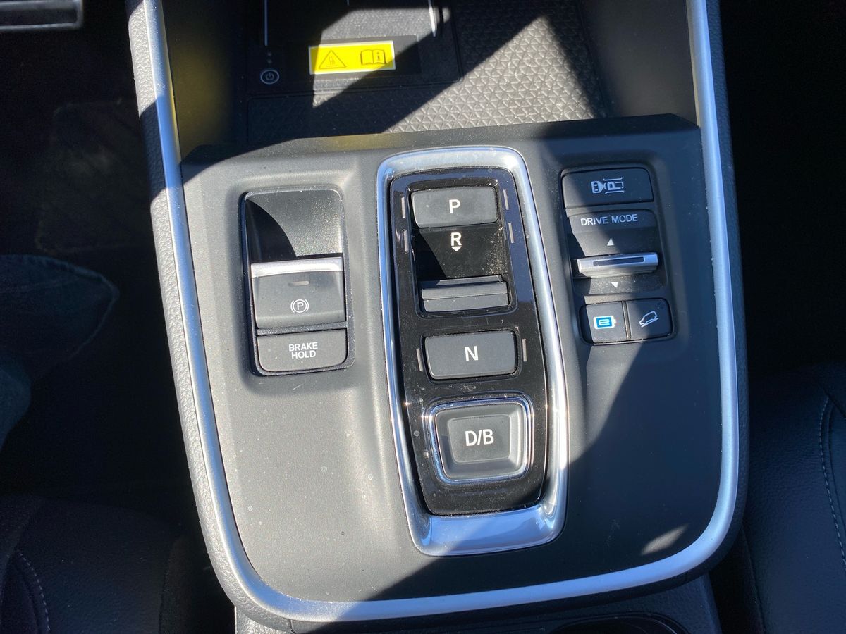 Billede af Honda CR-V 2,0 i-MMD  Plugin-hybrid Advance Tech E-CVT 184HK 5d Trinl. Gear