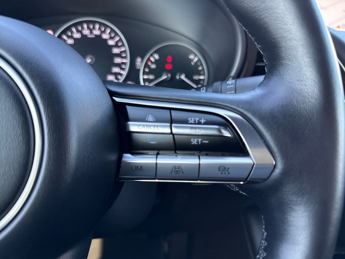 Billede af Mazda 3 2,0 Skyactiv-G  Mild hybrid Cosmo m. Technology Pack 150HK 5d 6g Aut.