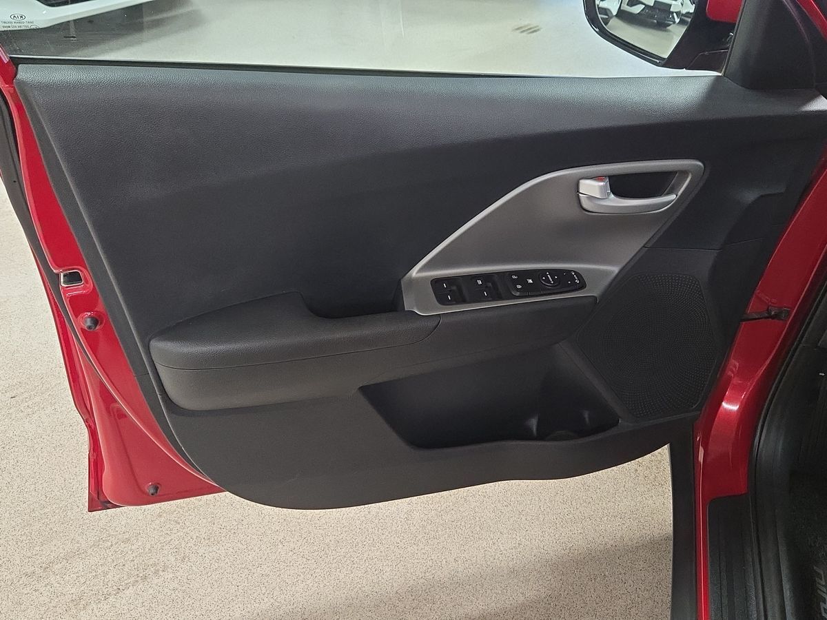 Billede af Kia Niro 1,6 GDI PHEV  Plugin-hybrid Comfort DCT 141HK 5d 6g Aut.