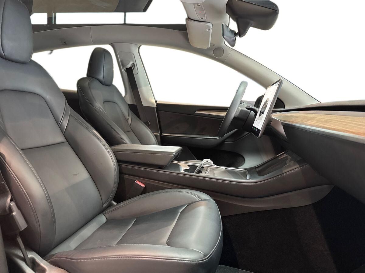Billede af Tesla Model Y EL Long Range RWD 347HK 5d Aut.