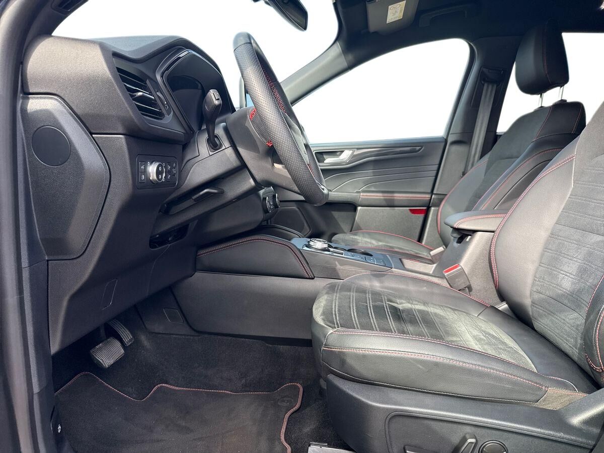 Billede af Ford Kuga 2,5 Plugin-hybrid ST-Line X CVT 225HK 5d Trinl. Gear