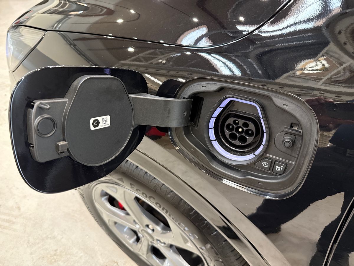 Billede af Ford Kuga 2,5 Plugin-hybrid ST-Line X CVT 243HK 5d Aut.
