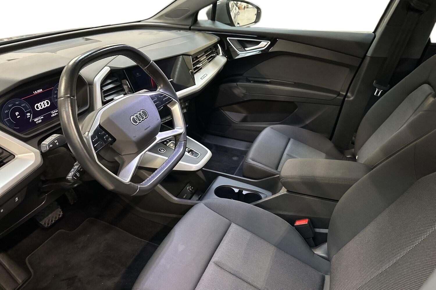 Billede af Audi Q4 50 E-tron Attitude Quattro 299HK 5d Aut.