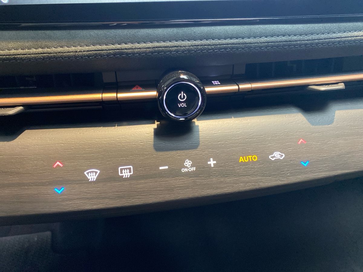 Billede af Nissan Ariya EL Evolve e-4orce 301HK 5d Aut.