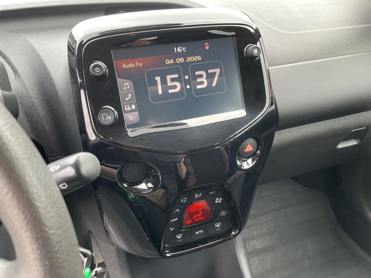 Billede af Citroën C1 1,0 VTi Shine 72HK 5d
