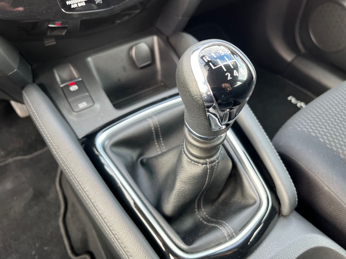 Billede af Nissan Qashqai 1,3 Dig-T Visia 140HK 5d 6g