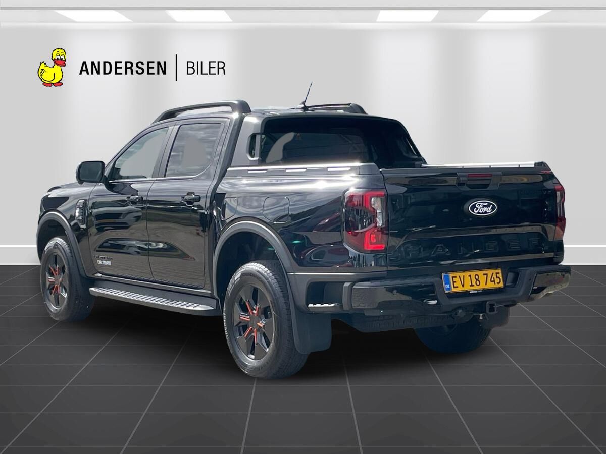 Billede af Ford Ranger Double Cab 2,3 EcoBoost Hybrid Wildtrak e-4WD 281HK Pick-Up 10g Aut.