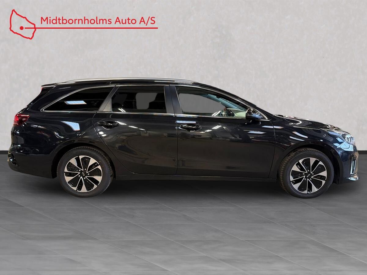 Billede af Kia Ceed SW 1,6 GDI PHEV  Plugin-hybrid Intro DCT 141HK Stc 6g Aut.