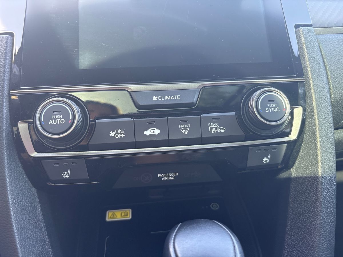 Billede af Honda Civic 1,5 VTEC Turbo Sport Plus Navi CVT 182HK 5d 6g Aut.