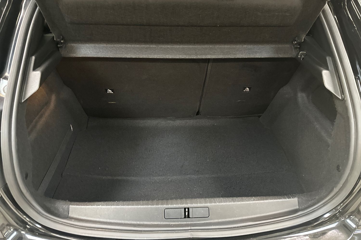 Billede af Peugeot 208 1,2 PureTech Platin Pack 100HK 5d 6g