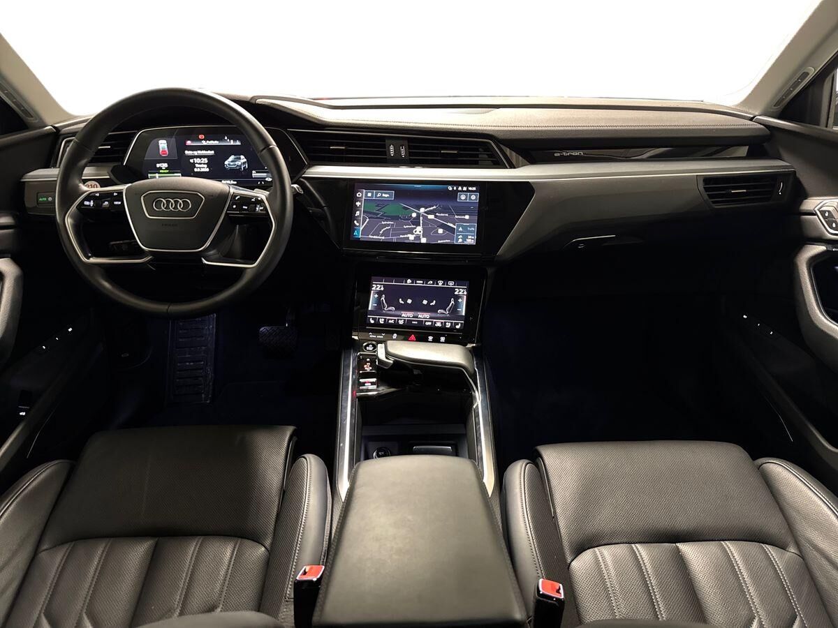 Billede af Audi E-tron 55 Advanced Quattro 408HK 5d Aut.